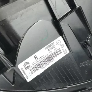 Lanterna Traseira Direita Citroën C4 Cactus - 9823950280 - Imagem 4