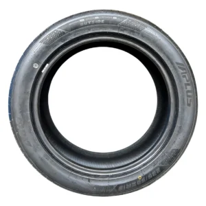 Pneu 235/50R19 - 4320460000 - Imagem 3
